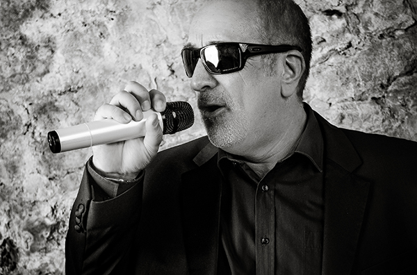 Hire Singer Keith for your event Keith Kingham singing